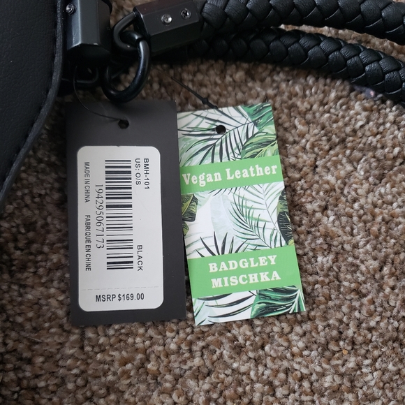 Women's crossbody tote - Picture 2 of 5